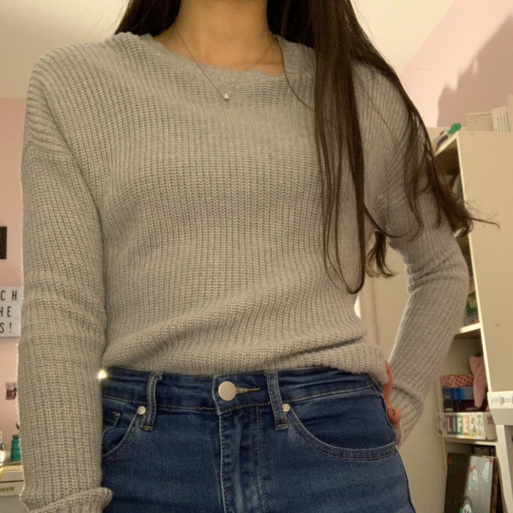 Gray sweater